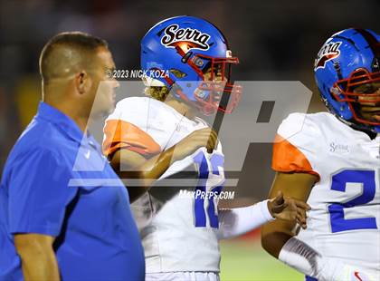 Thumbnail 1 in Serra vs. Warren photogallery.