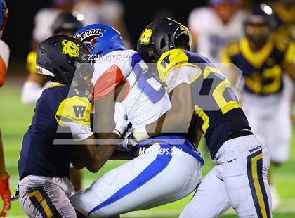 Thumbnail 1 in Serra vs. Warren photogallery.
