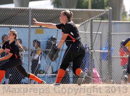 Thumbnail 3 in Half Moon Bay vs Notre Dame (CIF CCS D3 Final) photogallery.