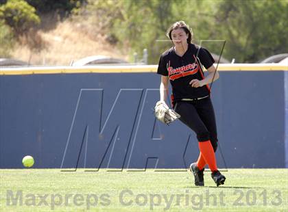 Thumbnail 3 in Half Moon Bay vs Notre Dame (CIF CCS D3 Final) photogallery.