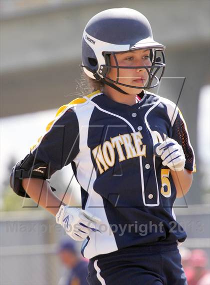 Thumbnail 1 in Half Moon Bay vs Notre Dame (CIF CCS D3 Final) photogallery.