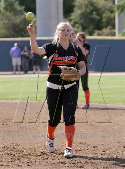 Thumbnail 1 in Half Moon Bay vs Notre Dame (CIF CCS D3 Final) photogallery.