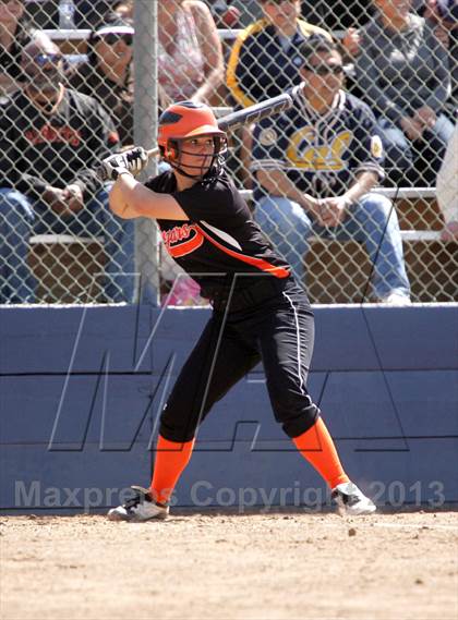 Thumbnail 2 in Half Moon Bay vs Notre Dame (CIF CCS D3 Final) photogallery.