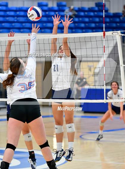 Thumbnail 1 in Southside vs Har-ber ( Springdale ) (AAA 7A 2nd Round Playoff) photogallery.
