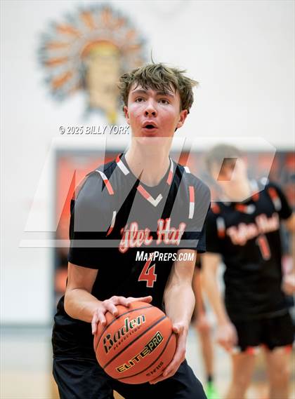 Thumbnail 2 in JV: Grand Saline vs Tyler HEAT photogallery.