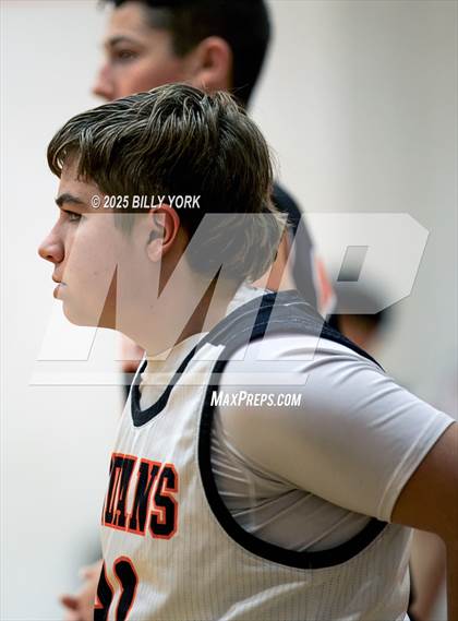Thumbnail 3 in JV: Grand Saline vs Tyler HEAT photogallery.