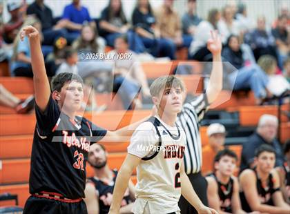 Thumbnail 3 in JV: Grand Saline vs Tyler HEAT photogallery.