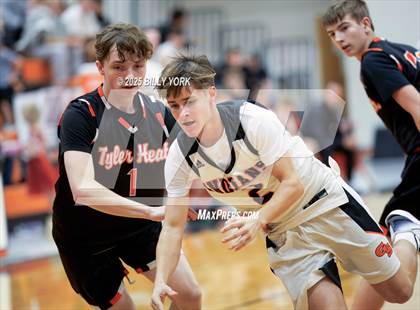 Thumbnail 1 in JV: Grand Saline vs Tyler HEAT photogallery.