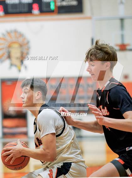 Thumbnail 3 in JV: Grand Saline vs Tyler HEAT photogallery.