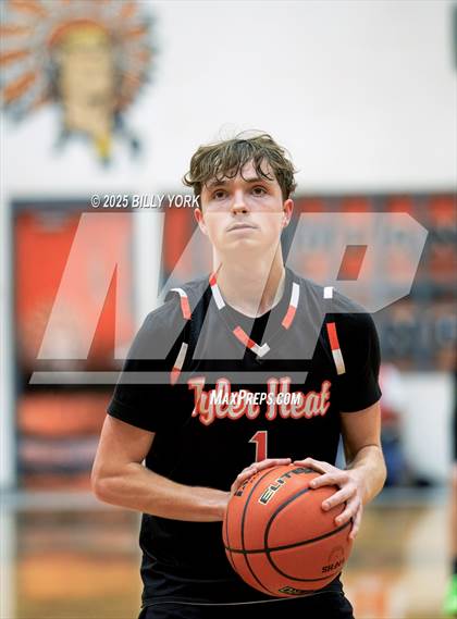 Thumbnail 3 in JV: Grand Saline vs Tyler HEAT photogallery.
