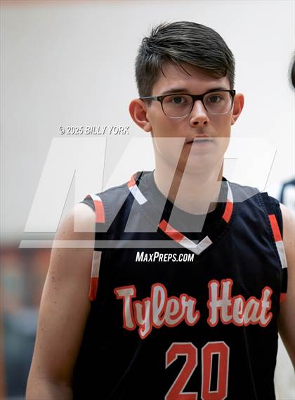 Thumbnail 3 in JV: Grand Saline vs Tyler HEAT photogallery.