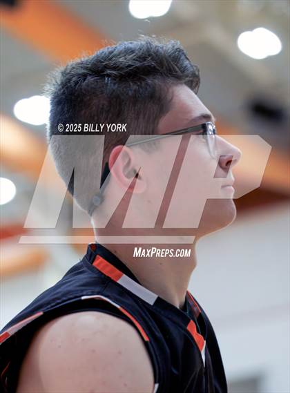 Thumbnail 2 in JV: Grand Saline vs Tyler HEAT photogallery.