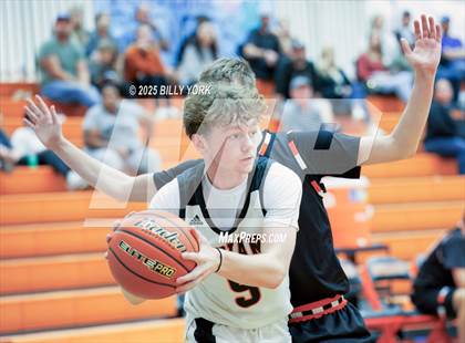 Thumbnail 1 in JV: Grand Saline vs Tyler HEAT photogallery.