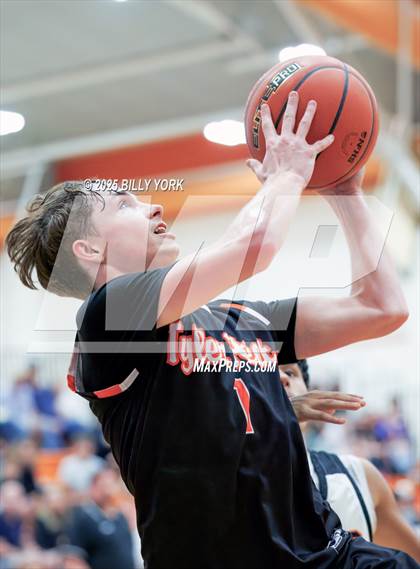Thumbnail 3 in JV: Grand Saline vs Tyler HEAT photogallery.