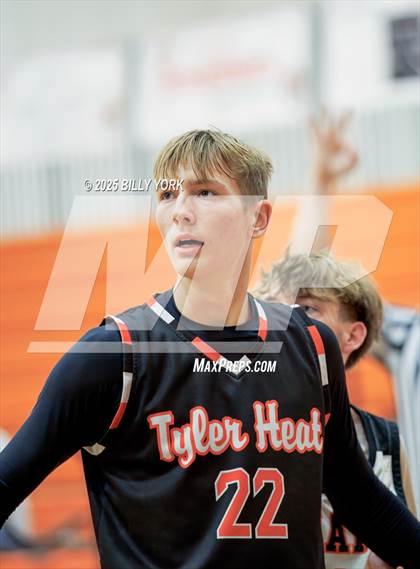 Thumbnail 1 in JV: Grand Saline vs Tyler HEAT photogallery.