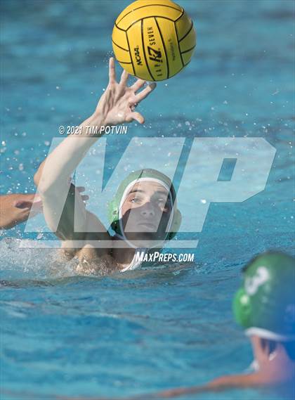 Thumbnail 3 in Thousand Oaks vs Alta Loma (CIF SS D3 Final) photogallery.