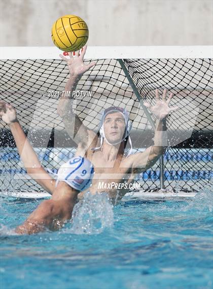 Thumbnail 2 in Thousand Oaks vs Alta Loma (CIF SS D3 Final) photogallery.