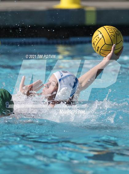 Thumbnail 3 in Thousand Oaks vs Alta Loma (CIF SS D3 Final) photogallery.