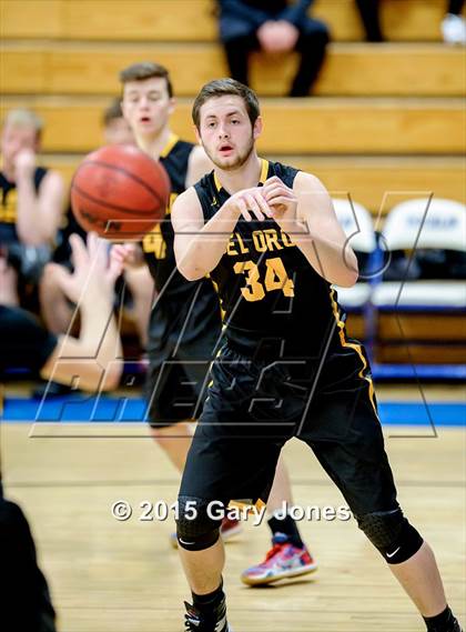 Thumbnail 2 in Roseville vs Del Oro (Rocklin Holiday Classic) photogallery.