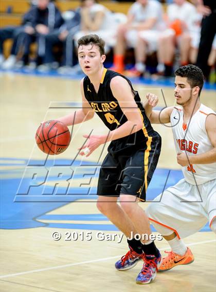 Thumbnail 1 in Roseville vs Del Oro (Rocklin Holiday Classic) photogallery.