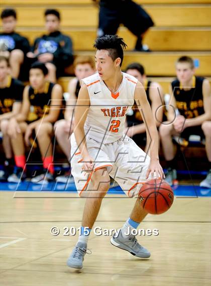 Thumbnail 2 in Roseville vs Del Oro (Rocklin Holiday Classic) photogallery.