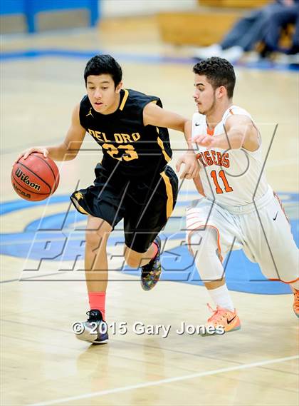 Thumbnail 1 in Roseville vs Del Oro (Rocklin Holiday Classic) photogallery.
