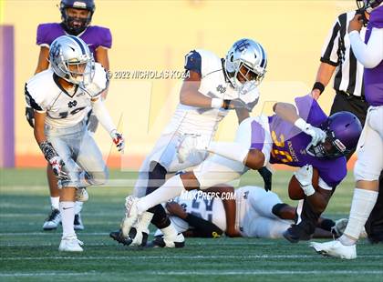 Thumbnail 3 in Lynwood vs. New Designs Watts photogallery.