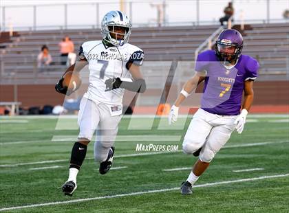 Thumbnail 3 in Lynwood vs. New Designs Watts photogallery.