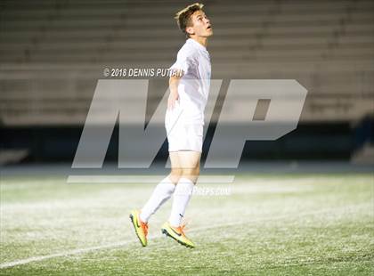 Thumbnail 2 in Archbishop Mitty @ Valley Christian photogallery.