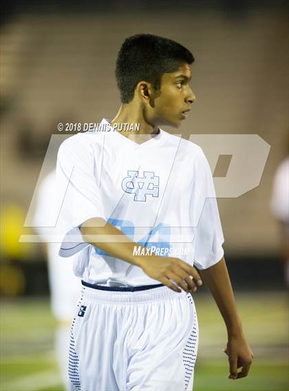 Thumbnail 3 in Archbishop Mitty @ Valley Christian photogallery.
