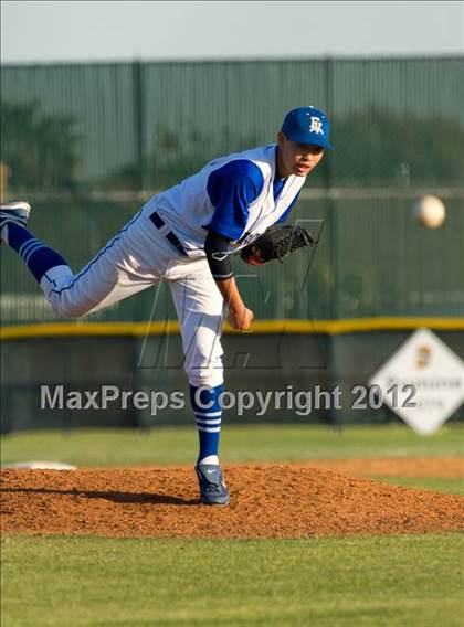 Thumbnail 3 in Mira Costa @ Fountain Valley photogallery.