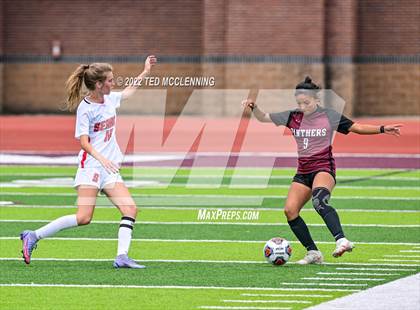 Thumbnail 2 in Searcy vs. Siloam Springs (AAA 5A State Final) photogallery.