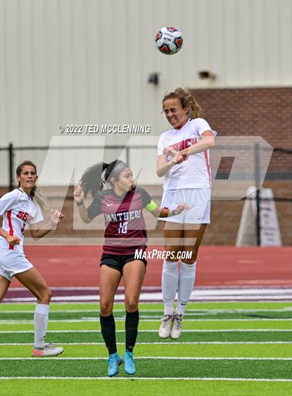 Thumbnail 2 in Searcy vs. Siloam Springs (AAA 5A State Final) photogallery.