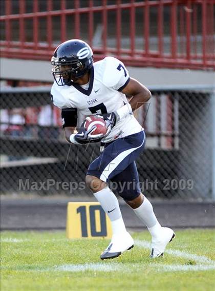 Thumbnail 1 in Skyview @ Marysville-Pilchuck photogallery.