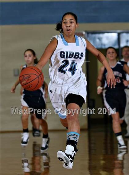 Thumbnail 3 in Gibbs vs South-Doyle (Kroger Thanksgiving Classic) photogallery.