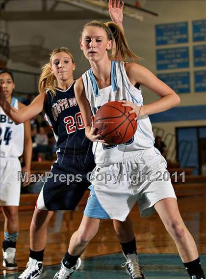 Thumbnail 1 in Gibbs vs South-Doyle (Kroger Thanksgiving Classic) photogallery.