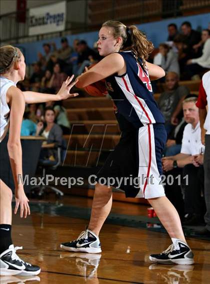 Thumbnail 3 in Gibbs vs South-Doyle (Kroger Thanksgiving Classic) photogallery.