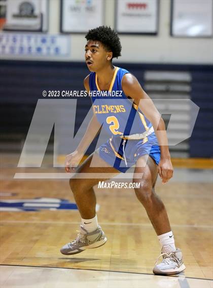 Thumbnail 3 in Clemens vs. McKinney (River City Classic) photogallery.