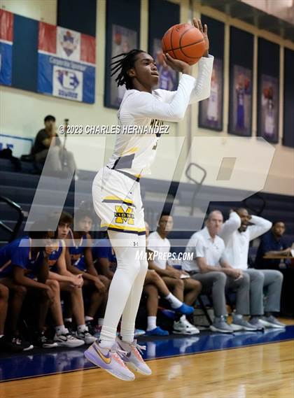Thumbnail 2 in Clemens vs. McKinney (River City Classic) photogallery.