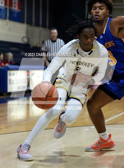 Thumbnail 1 in Clemens vs. McKinney (River City Classic) photogallery.