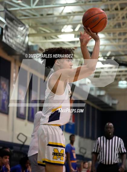 Thumbnail 1 in Clemens vs. McKinney (River City Classic) photogallery.