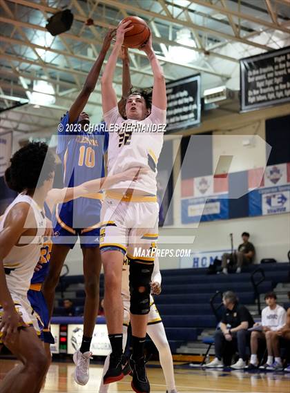 Thumbnail 1 in Clemens vs. McKinney (River City Classic) photogallery.