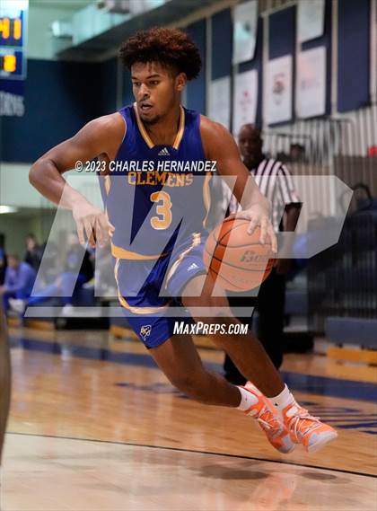Thumbnail 3 in Clemens vs. McKinney (River City Classic) photogallery.