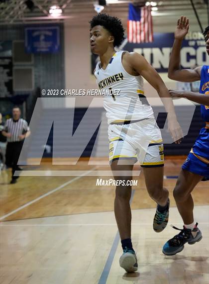 Thumbnail 3 in Clemens vs. McKinney (River City Classic) photogallery.
