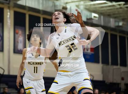 Thumbnail 1 in Clemens vs. McKinney (River City Classic) photogallery.