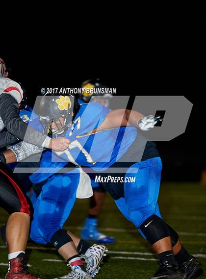 Thumbnail 3 in Antelope @ Del Campo photogallery.