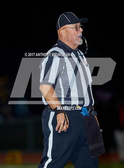 Thumbnail 2 in Antelope @ Del Campo photogallery.