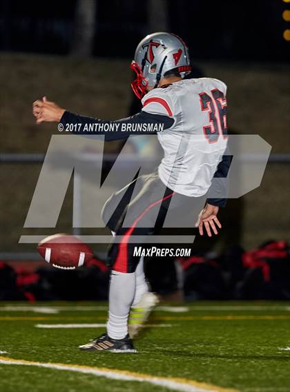 Thumbnail 1 in Antelope @ Del Campo photogallery.