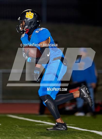 Thumbnail 3 in Antelope @ Del Campo photogallery.