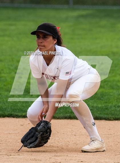 Thumbnail 3 in San Clemente vs Tustin (Laguna Hills Classic) photogallery.